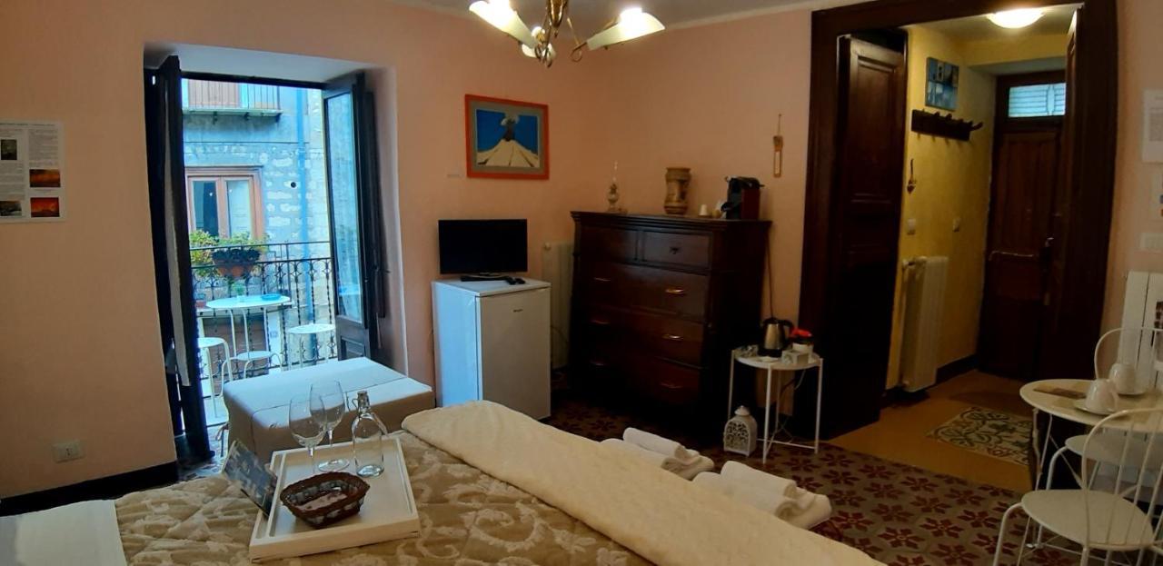 La Casa Del Pittore Di Petralia Petralia Soprana Zewnętrze zdjęcie