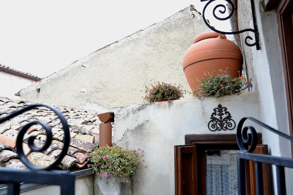 La Casa Del Pittore Di Petralia Petralia Soprana Zewnętrze zdjęcie